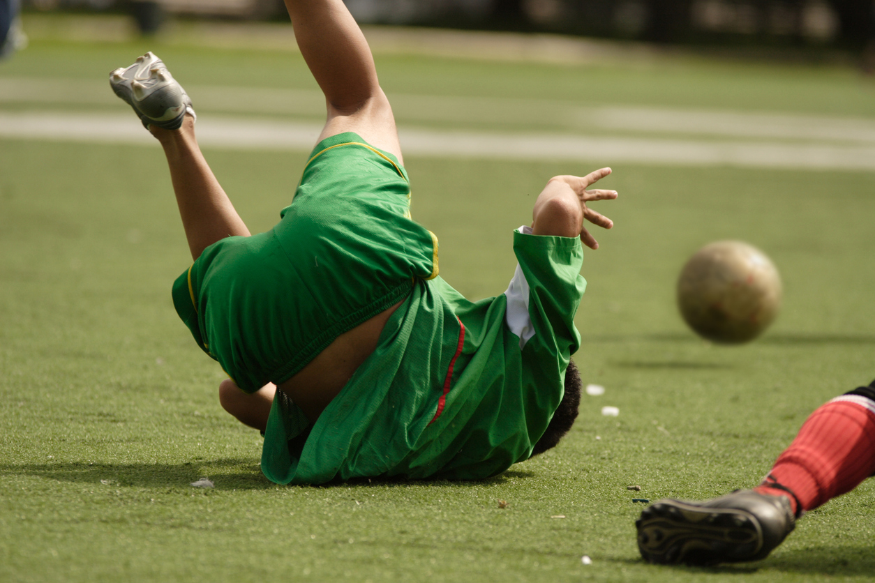 A person falling on the ground, Types of Sports Injuries Treated with Accu Spina Therapy